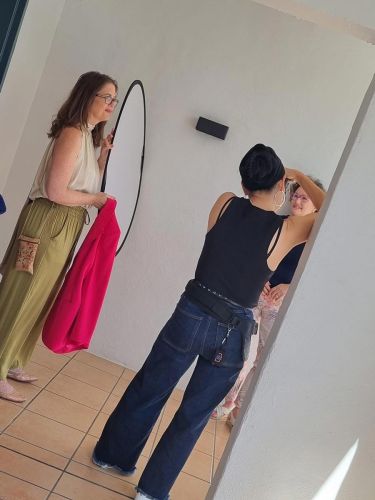 Personal Branding Retreat, Behind the scene of headshots by Sumiko Eyears